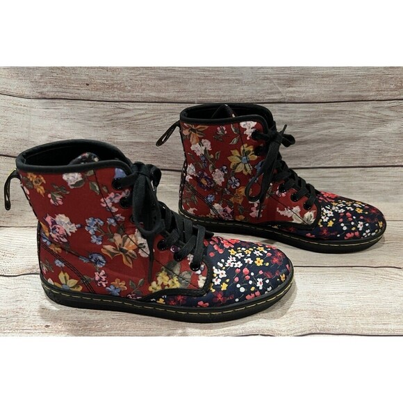 Dr. Martens Pink Floral Boots Kids Size 4 Womens Size 6 - Picture 1 of 14